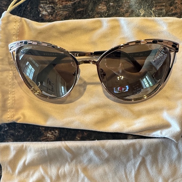 Bulgari Women´s Sunglasses - Black and Silver